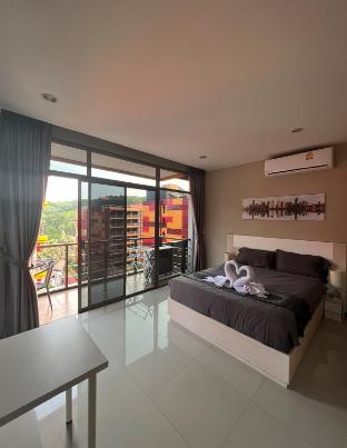 1 BDR Sea view apartment, Nai Harn beach