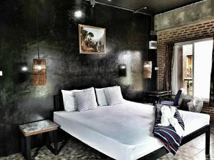 102 Residence - Superior Room &amp; Pool