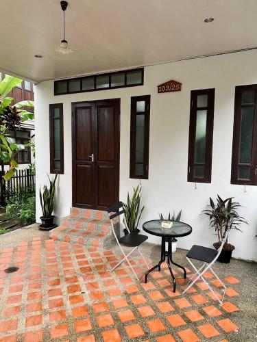 103-25 Kathu Waterfall