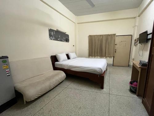 104 Wanna Apartment