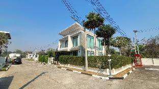158partypoolvilla
