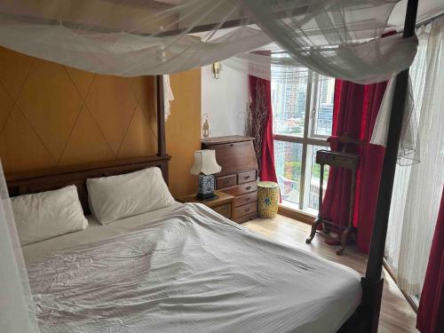 1br with Pool Gym near BTS Phrom Phong