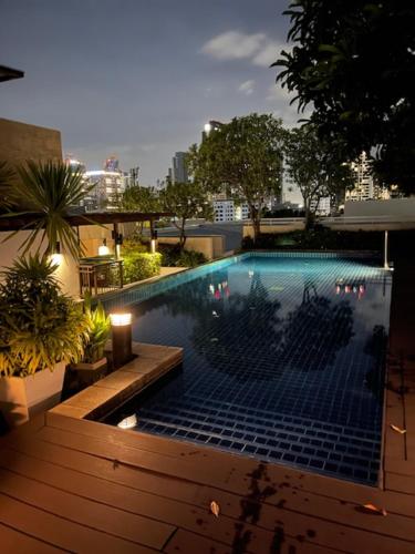 2 Bed Condo in the Heart of Bangkok