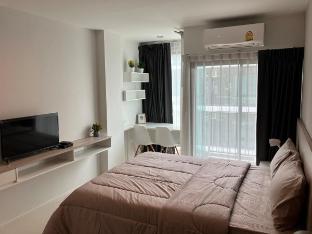 $20 per night/2 mins walk to BTS Bang Chak