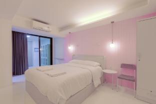 24 degree hotel &amp; hostels