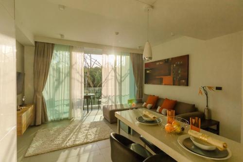 2bdr Apartment Oceanstone Laguna by Capital Pro