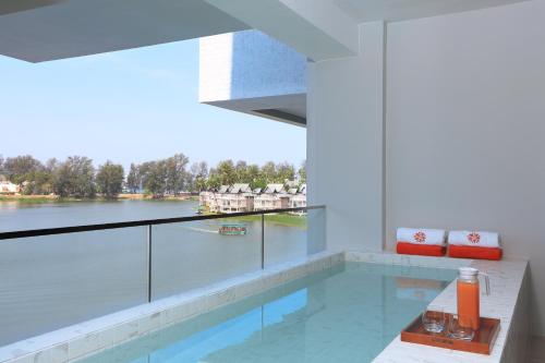 2bdr Lakeview Apartment Angsana oceanview residence by Capital Pro