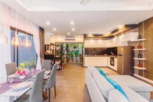 2bdr pool villa in Rawai by Capital Pro