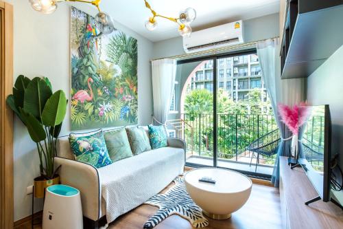 2BR Designer&#039;s villa at Cicada Huahin