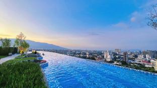 2BR new sky pool gym yoga condo close oldcity