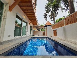 4-Bedroom Pool Villa in Pattaya City Center Next to Hollywood - 19