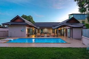 4BR Large Family Villa Chalong #V155