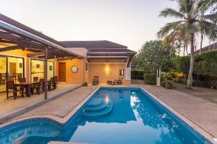 4BR Timbuktu villa, Jacuzzi Walk Villa Market V170