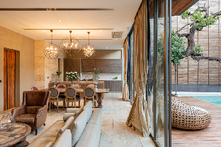 4Rooms 3FL Luxury Pool Villa @Central EastVille