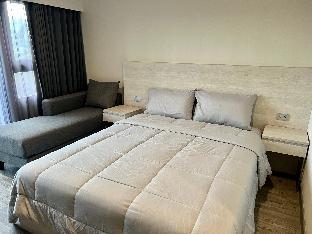 A great studio condominum with montain view.