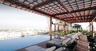A2.1BR Condo/1min to BTS Sukhumvit Line/Chinese