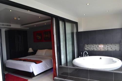 Absolute Bangla Suites 69sqm with Jacuzzi