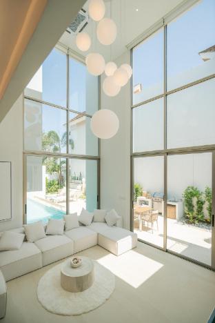 Aesthetic 3-Bedroom Pool Villa Bang Tao Phuket
