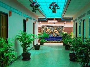 All Day Hotel