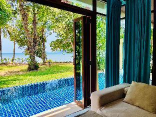 Amatapura Beach Villa 14, SHA Certified