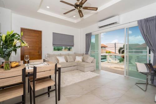Apartment 1 Bedroom in Naiharn t