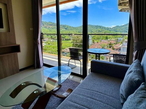 Apartment with endless mountain view, Pearl 803