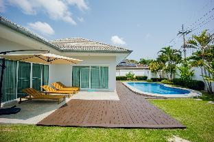 AquaVista Villa