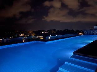 Aristo2Surin roof top pool by Investing In Phuket