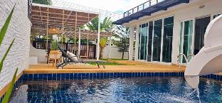 Arom D Pool Villa Pattaya by May