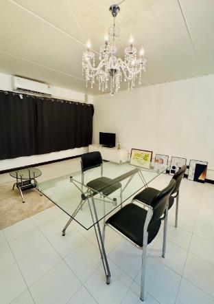 Artistic room in Muang Thong Thani C5