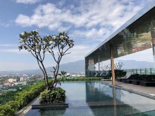 Astra Condo: Pool & Gym, near Night Bazaar
