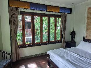 Awara House CNX