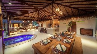 Baan Bai Mai, 2 villas, 8 bedrooms for 16 guests★