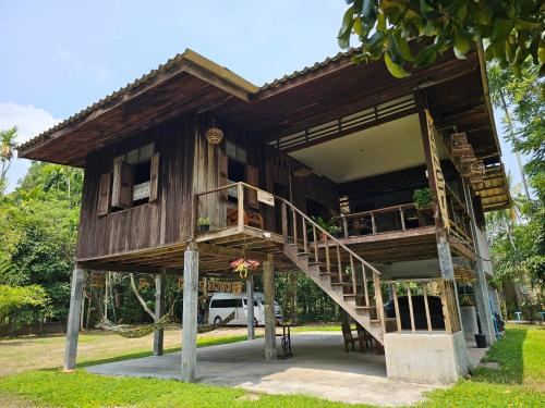 Baan Chi Homestay