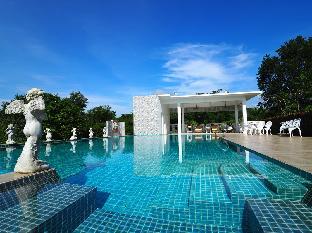 Baan Ing Khao Resort