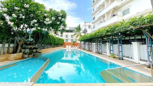 Baan Klang Condo Hotel Hua Hin