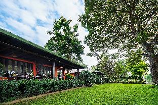 Baan Namping Riverside Village