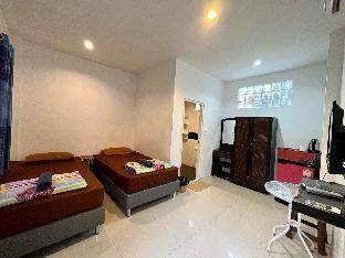 BaanPakKhunya (Standard room1)