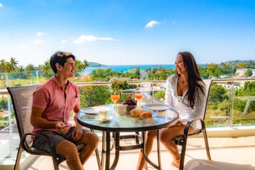 Babylon Sky Garden - Long Term Holiday Rentals