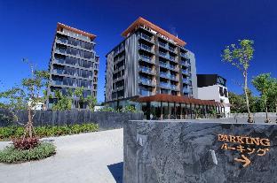 Balcony Seaside Sriracha Hotel &amp; Serviced Apartments