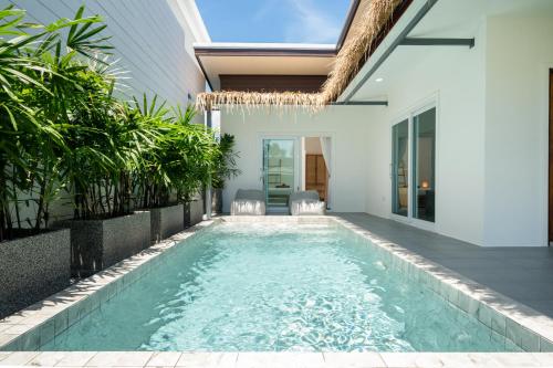 Balinese Style Tropical Living! Private Pool 2BR Villa Aemy