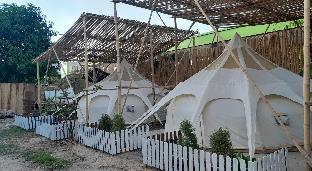 Bambus Restaurant Bar Hostels & Glamping