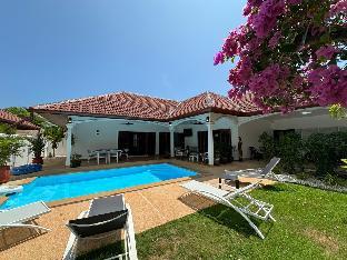 Ban Rawai Villa by G Estate Phuket