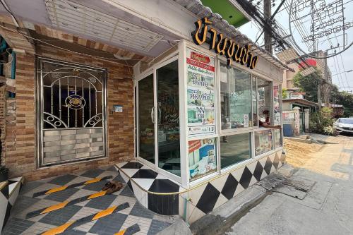 Bankhunchang Guest House บ้านขุนช้างห้องพักรายวันรามคำแหง