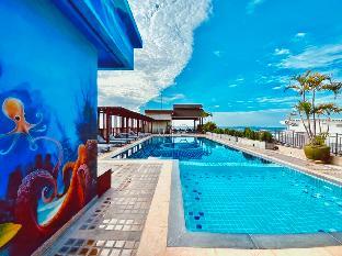 Baywalk Residence