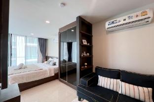 Beach Bliss and Relax at VV Patong Apartment B402