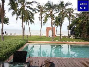 Beachfront Poolvilla for 8Person| Marrakesh HuaHin