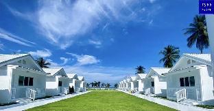Beachfront Resort for 42 Person | SamRoiYot Beach