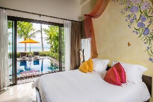 Beachfront villa with private pool, 310sqm - Samui