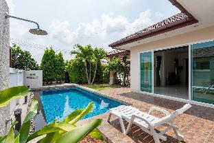 Beautiful 3 bed luxury pool villa prime location
